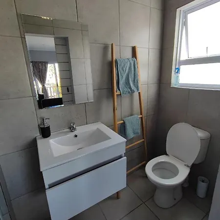 Lovely 2 Bedroom Condo With Balcony And A View! Kapstadt Exterior foto